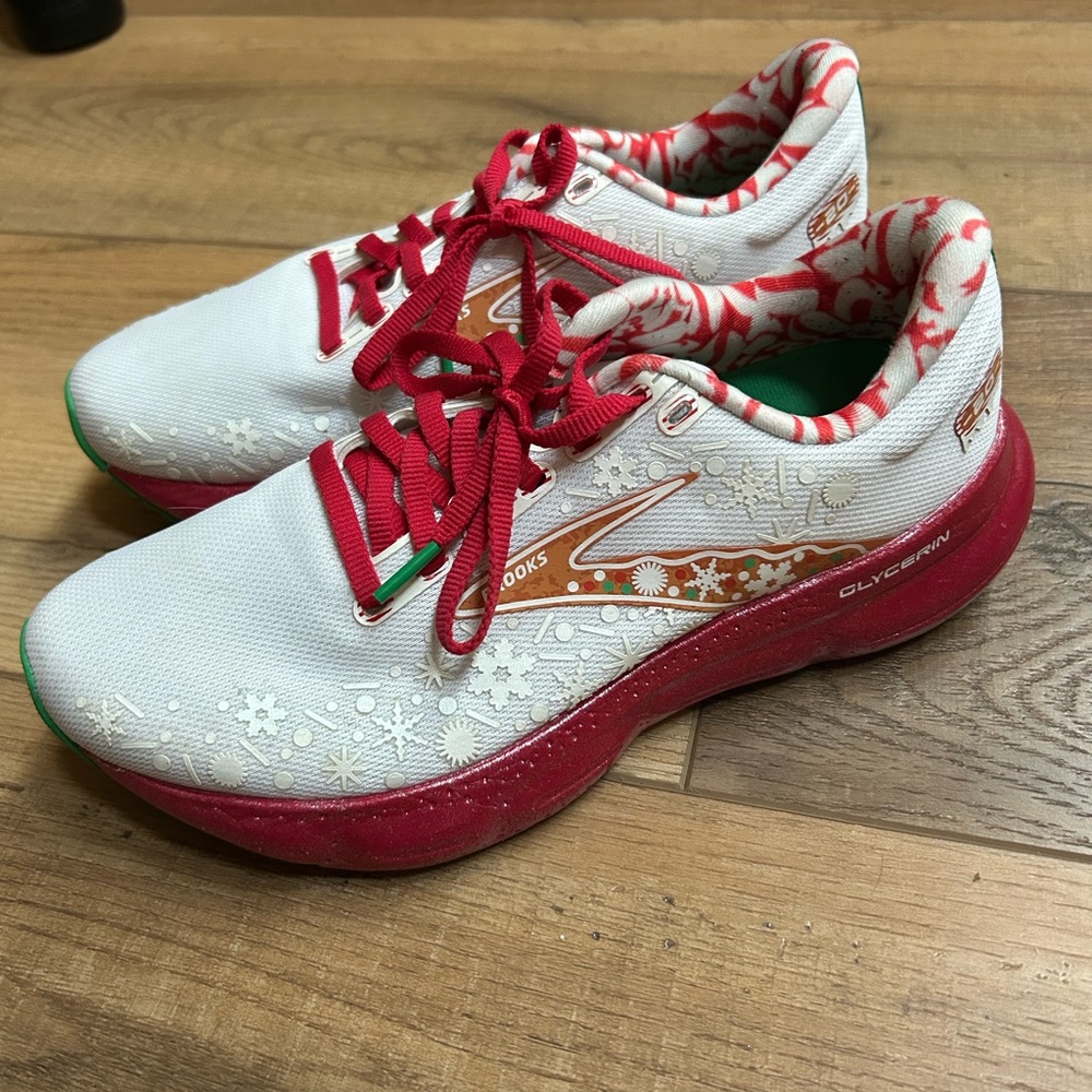 Brooks Festive Christmas running shoes